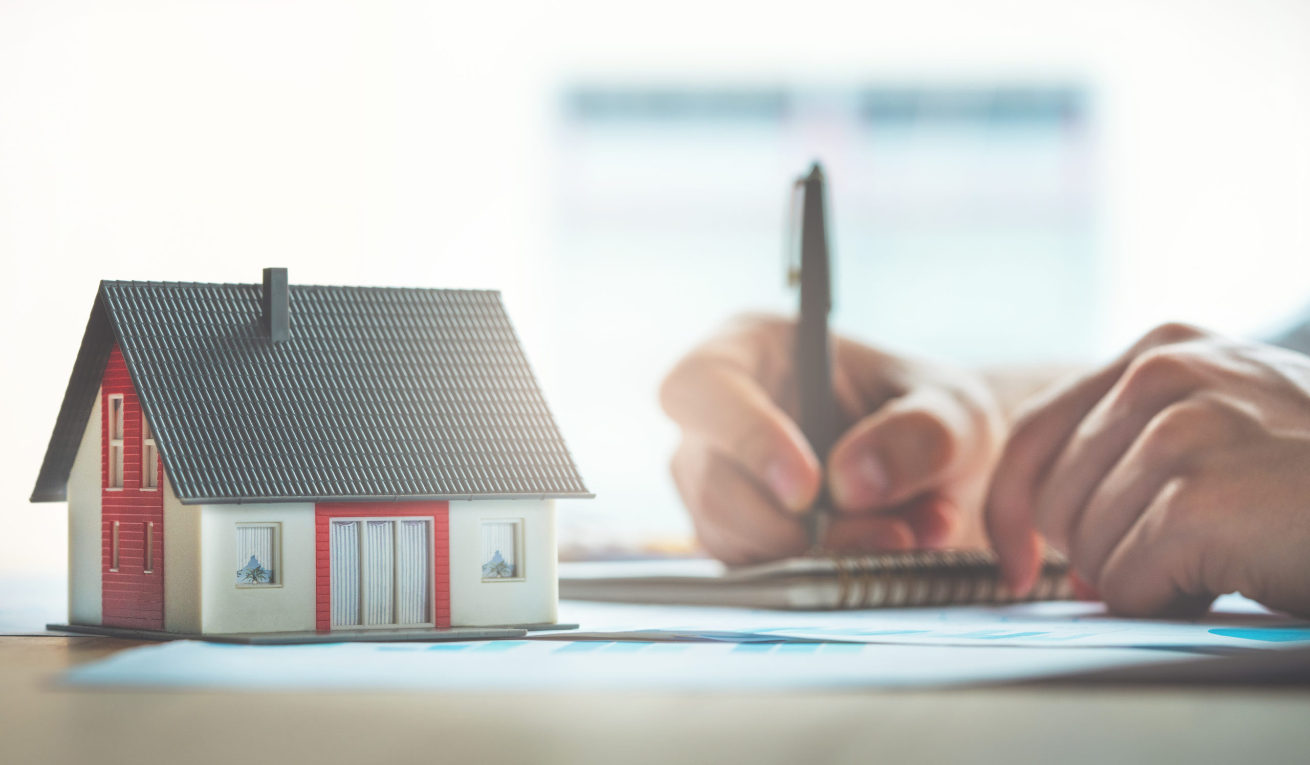 Save money for home cost Immobilienbewertung